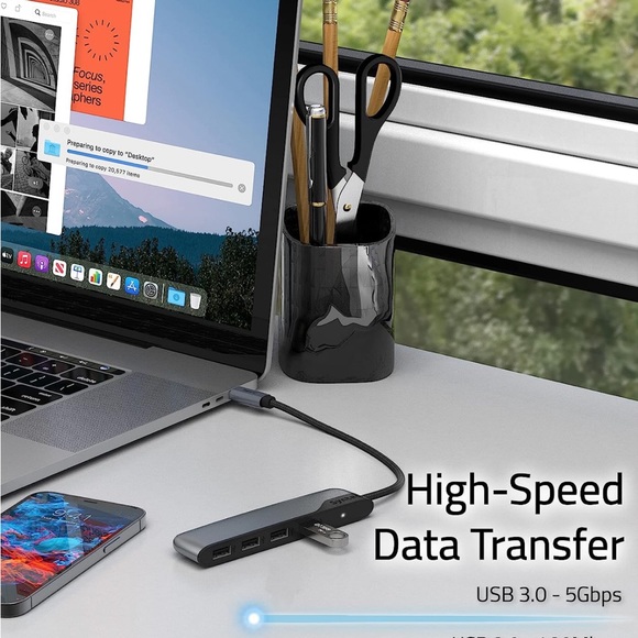 High-Speed USB 3.0: Four USB 3.0 ports can transfer data at a super speed - Picture 5 of 6